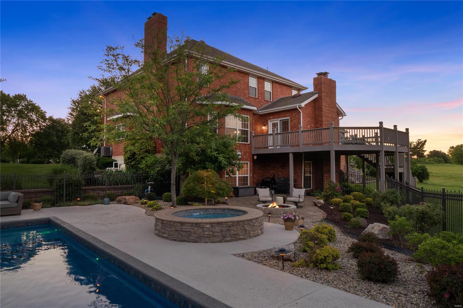 Winghaven/Bayhill Village - Residential