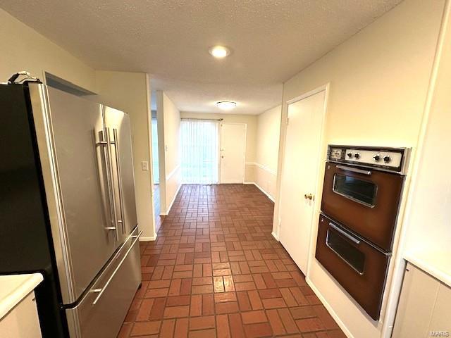 Ballwin, Missouri 63011, United States, 3 Bedrooms Bedrooms, ,2 BathroomsBathrooms,Residential,Pending,107309