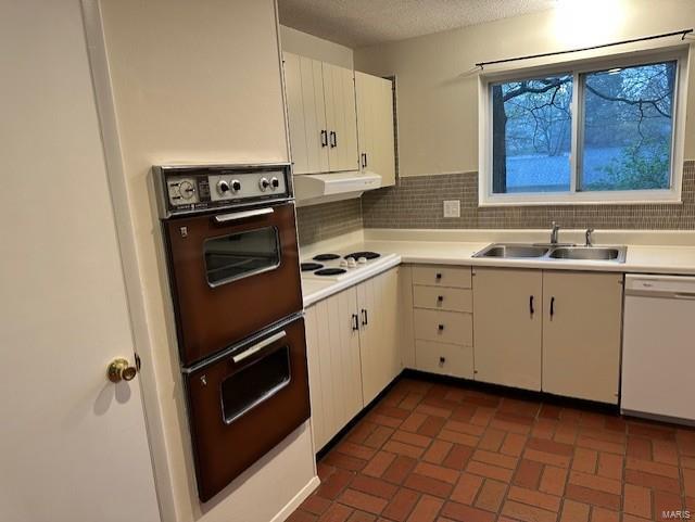 Ballwin, Missouri 63011, United States, 3 Bedrooms Bedrooms, ,2 BathroomsBathrooms,Residential,Pending,107309