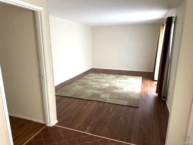 Ballwin, Missouri 63011, United States, 3 Bedrooms Bedrooms, ,2 BathroomsBathrooms,Residential,Pending,107309