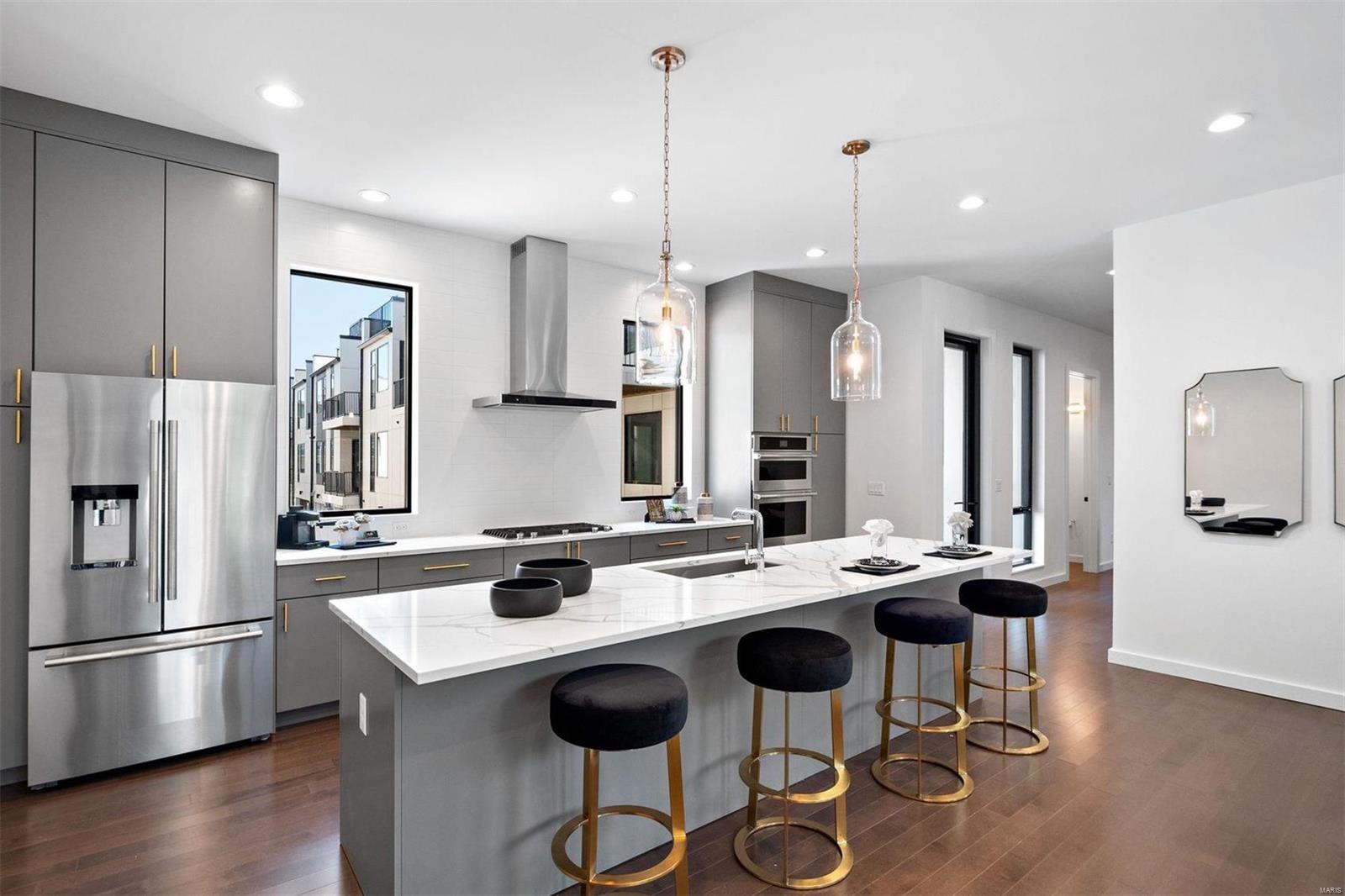 Artizen on West Pine - Residential