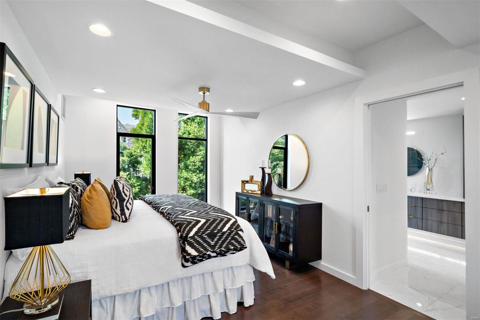 Artizen on West Pine - Residential