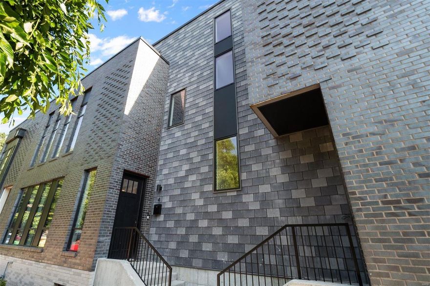 MOVE-IN READY, NEW TOWNHOME! This sexy 3-story, 3 bed/4.5 bath, city residence has a stunning custom brick façade housing a curated collection of high-end fixtures & finishes. You’ll spend all of your time in the light filled kitchen with JennAir appliances, oversized island & quartz countertops. A large dining area boasts floor to ceiling windows & a comfortable living room has a private balcony. The fabulous primary suite has coffered ceilings, sitting area, giant walk-in closet & bath with double sinks, custom tile, oversized glass shower with dual heads & frameless door. Two add'l bedrooms, one with built-in Murphy style bed/storage, laundry room, finished lower level & 2-car tuck under garage provide plenty of space for everyday life. The highlight of this townhome is a 650 SQ FT ROOFTOP TERRACE with adjacent interior wet bar, begging to entertain you. Perfectly situated facing the manicured cul-de-sac at the end of tree lined West Pine - walkable to coffee, dining & cocktails.