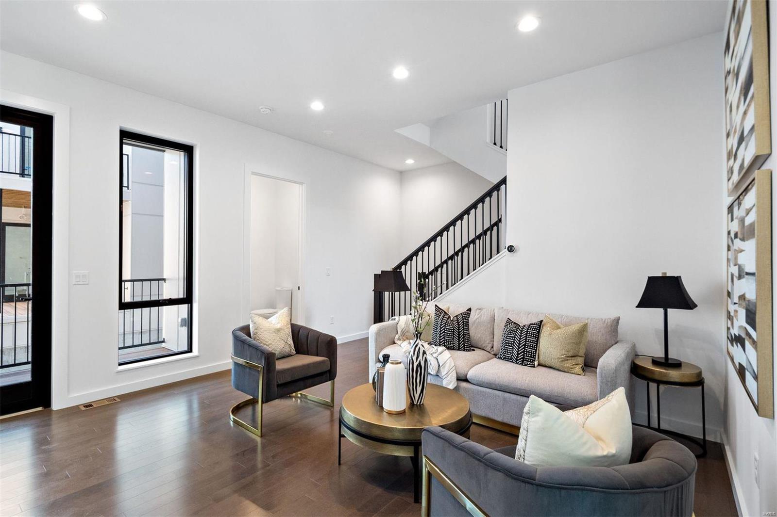 Artizen on West Pine - Residential