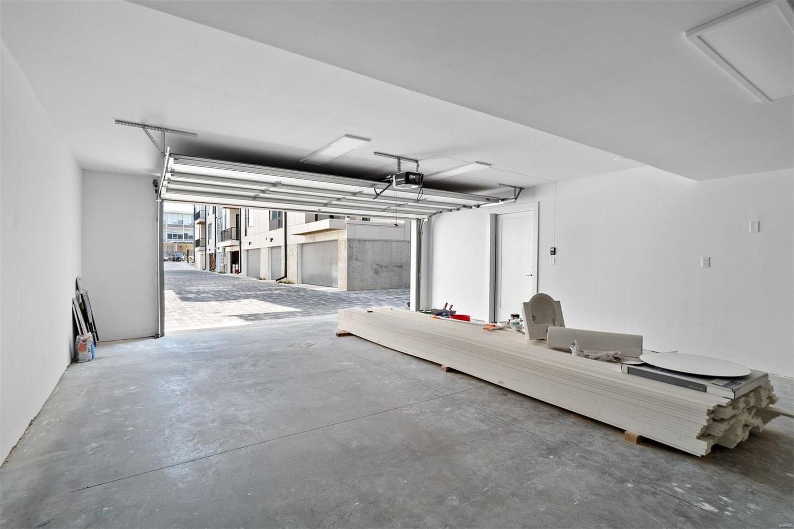 Artizen on West Pine - Residential