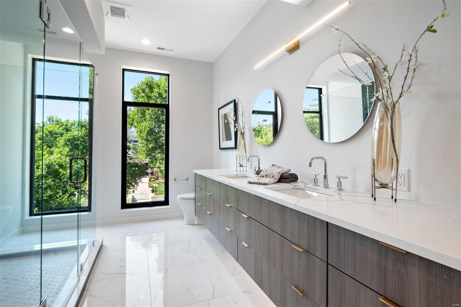 Artizen on West Pine - Residential