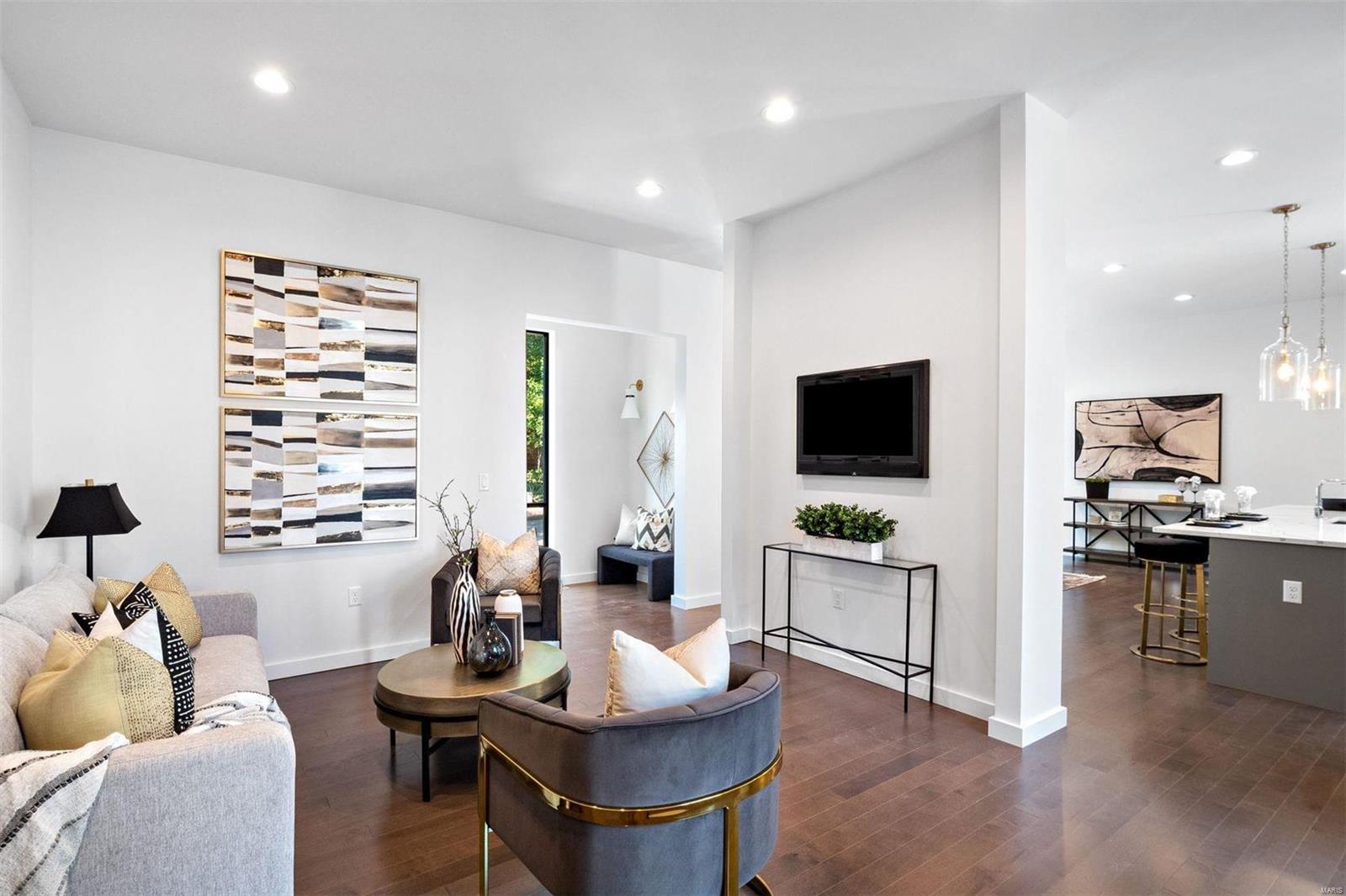 Artizen on West Pine - Residential