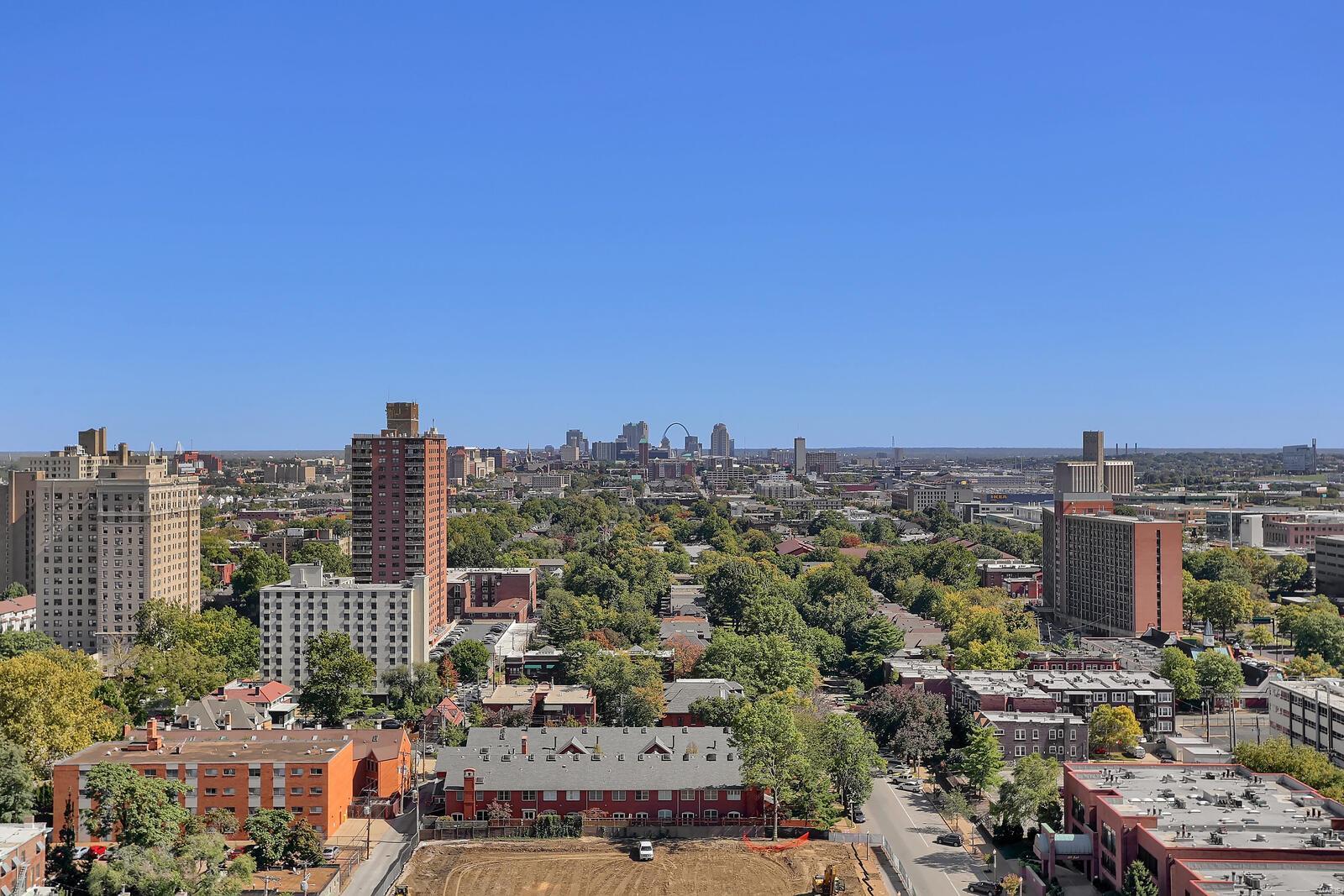 Park East Tower - Residential