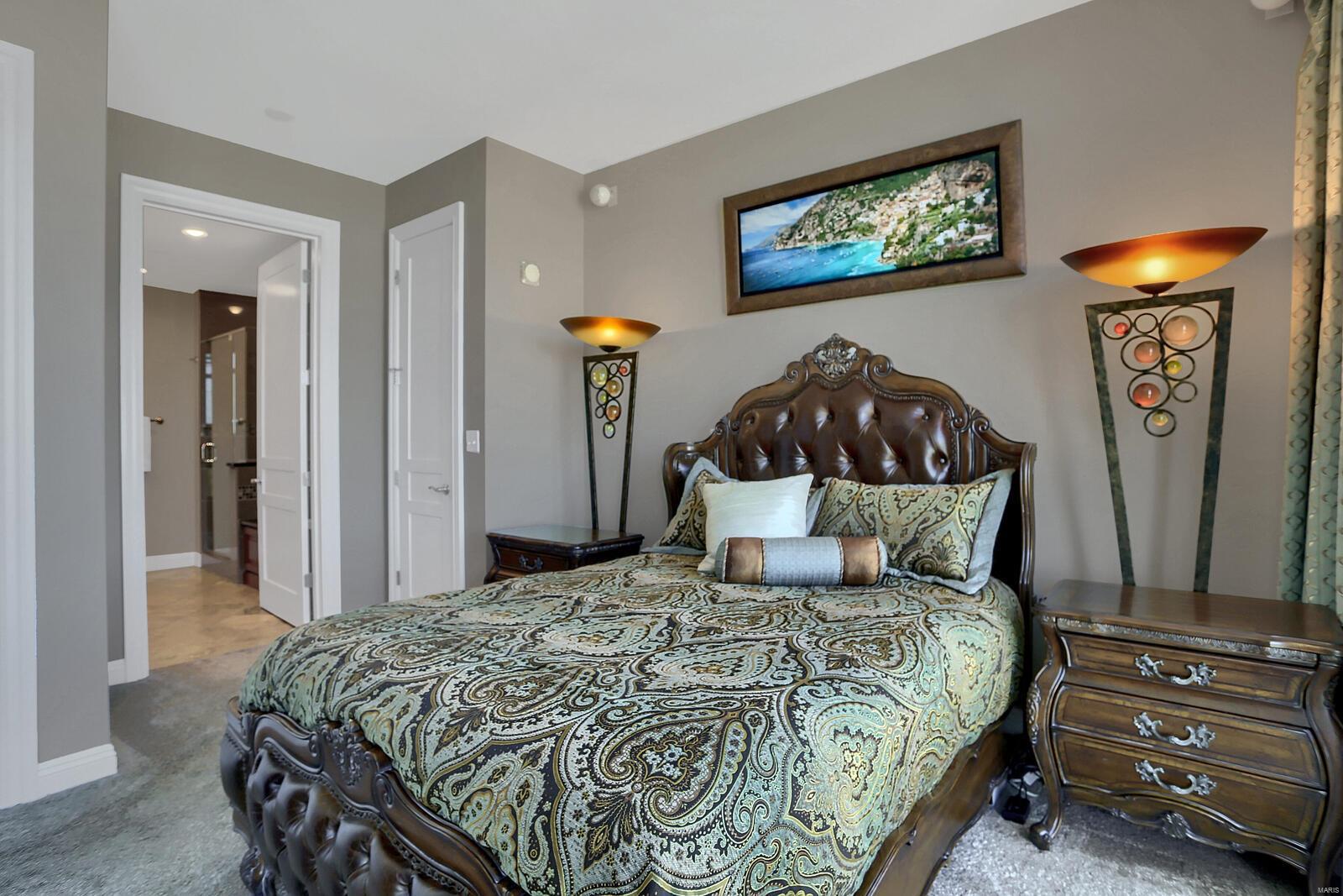 Park East Tower - Residential