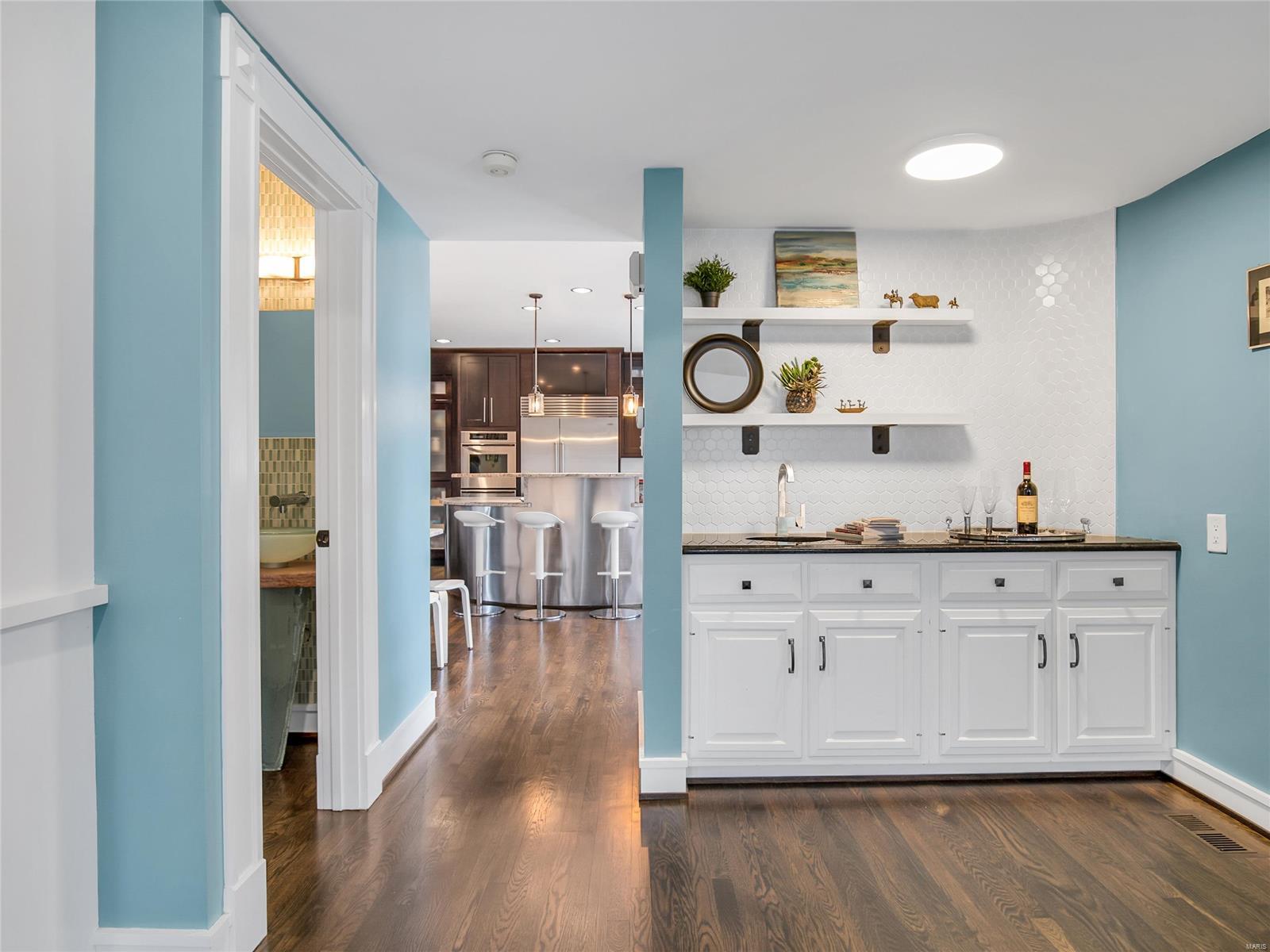 Essex Point - Residential