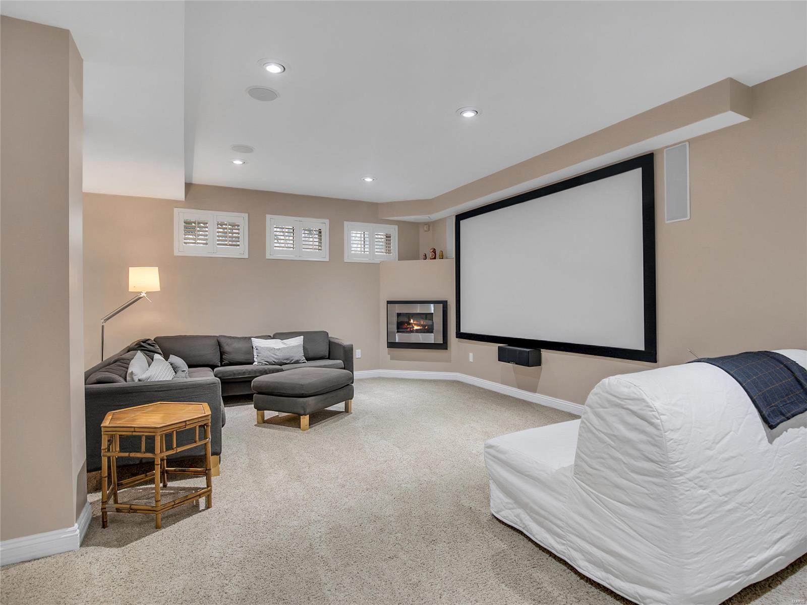 Essex Point - Residential