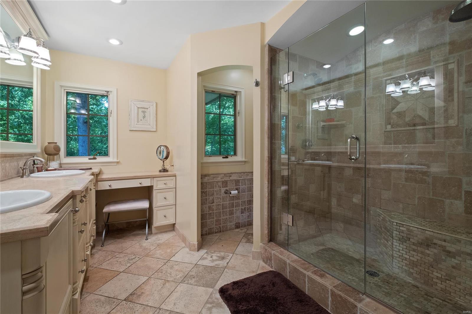 Kings Glen - Residential