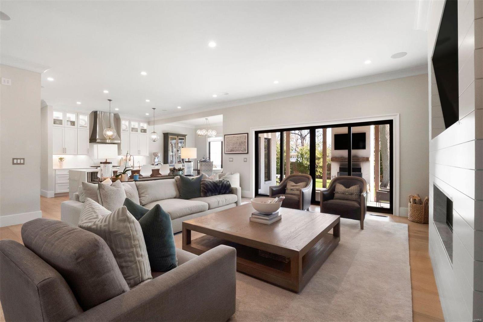 Lake Forest - Residential