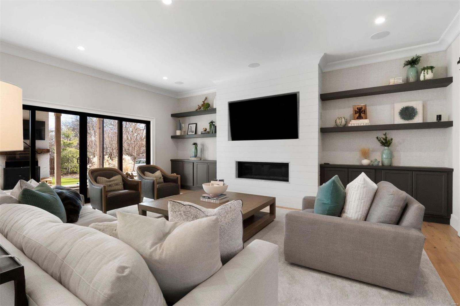 Lake Forest - Residential