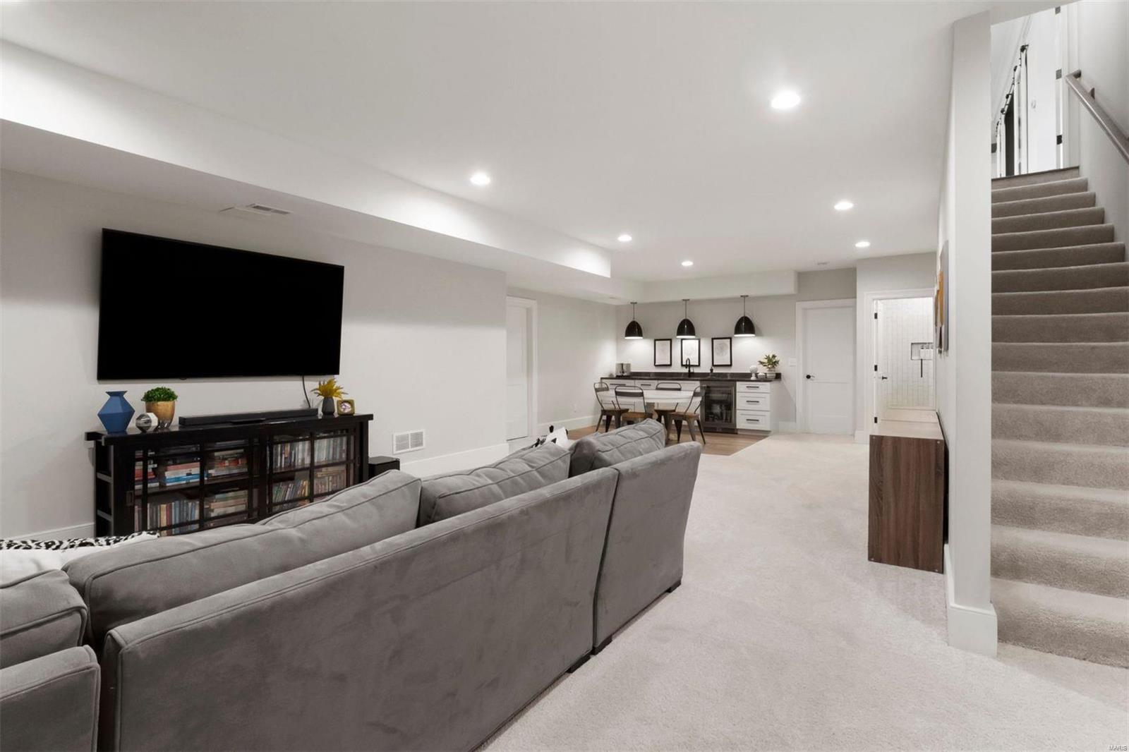 Lake Forest - Residential