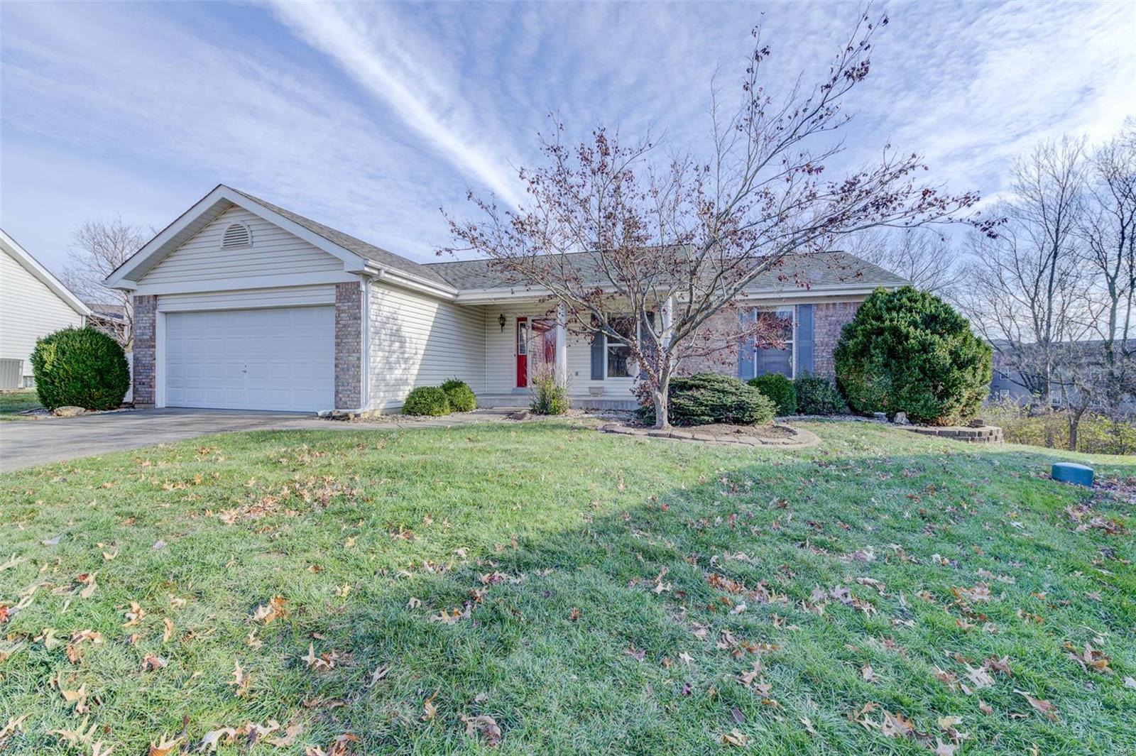 St Peters, Missouri 63376, United States, 3 Bedrooms Bedrooms, ,3 BathroomsBathrooms,Residential,Pending,26482