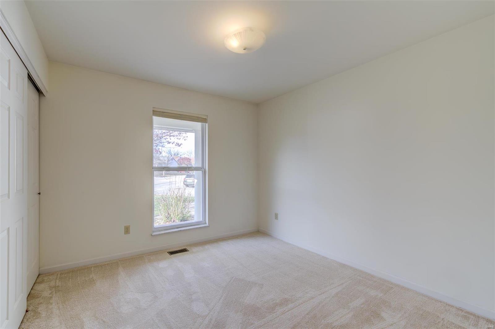 St Peters, Missouri 63376, United States, 3 Bedrooms Bedrooms, ,3 BathroomsBathrooms,Residential,Pending,26482