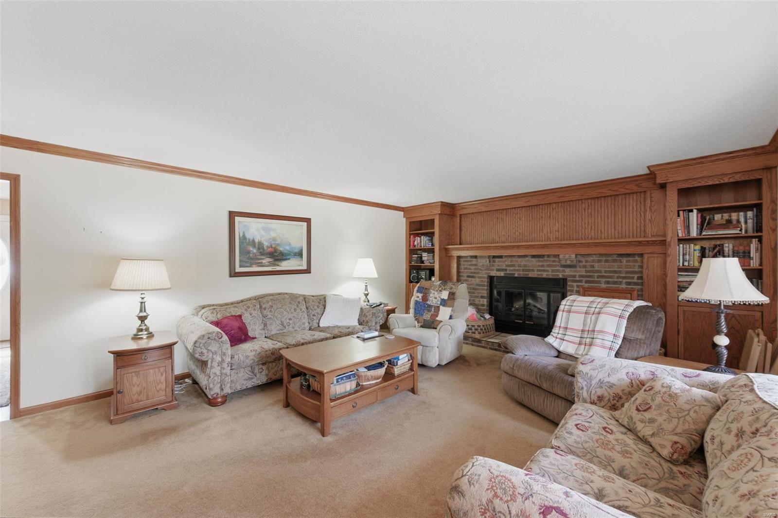40 Village Ct