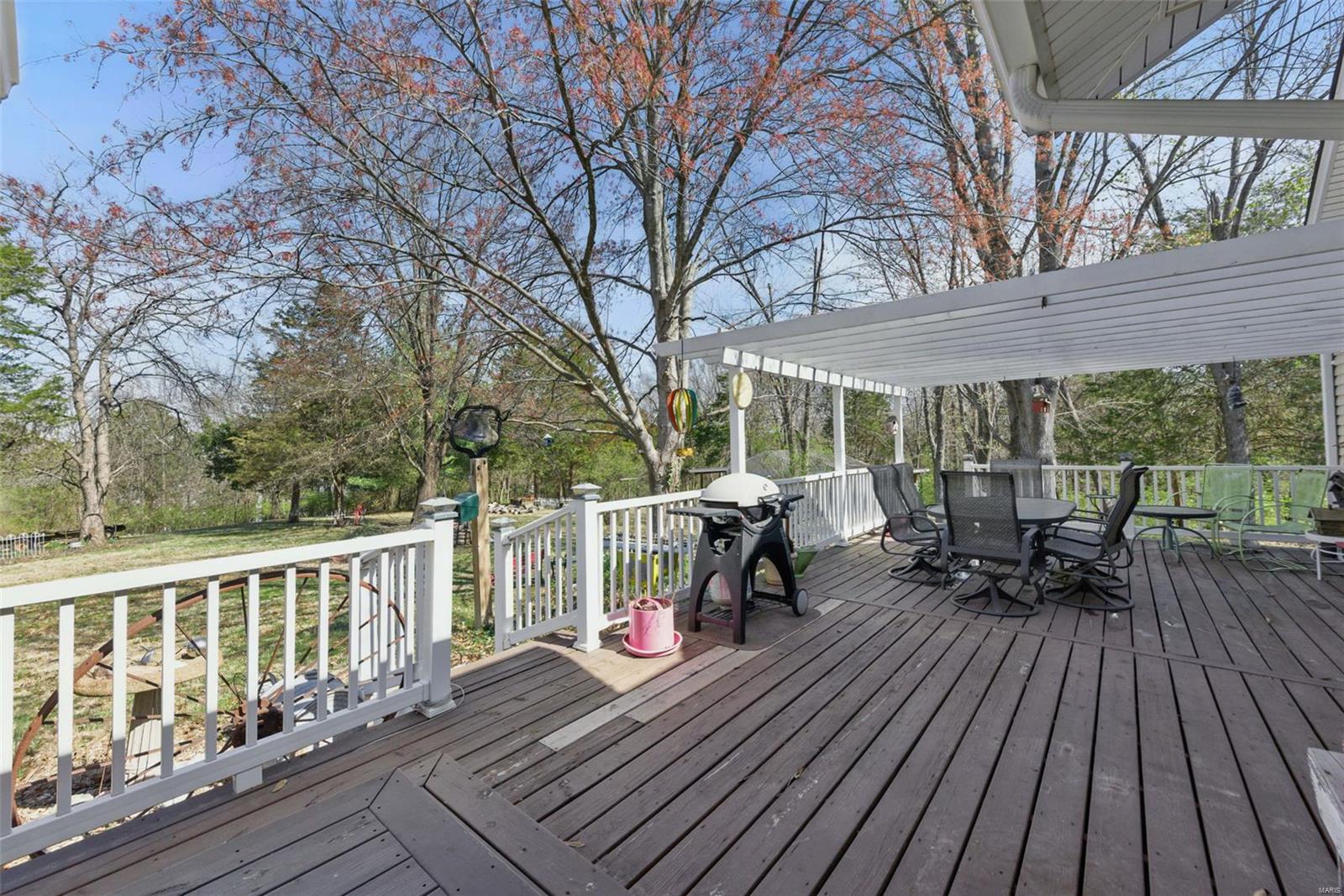 40 Village Ct