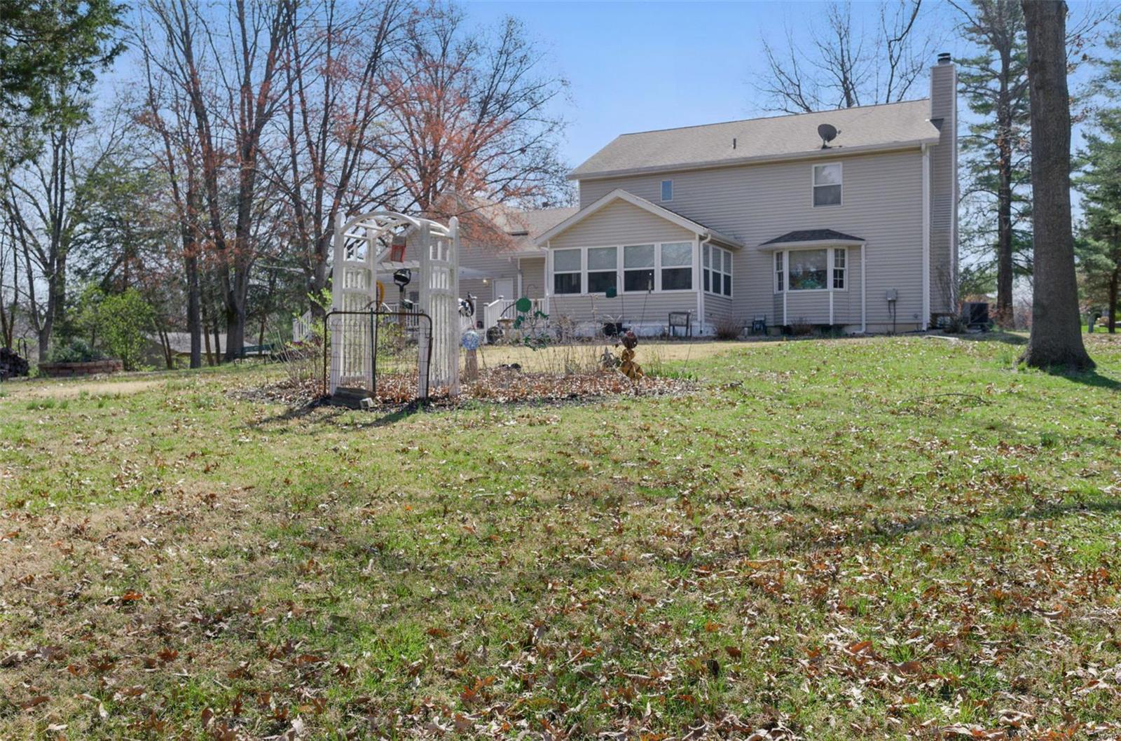 40 Village Ct