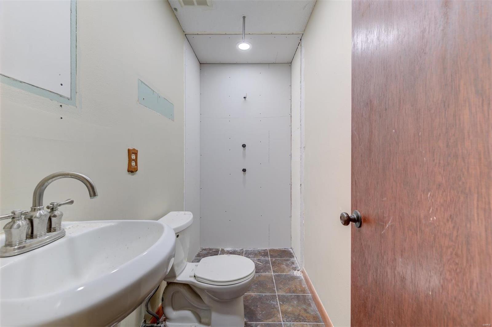 Lakes Deerwood 02 Rev Place - Residential