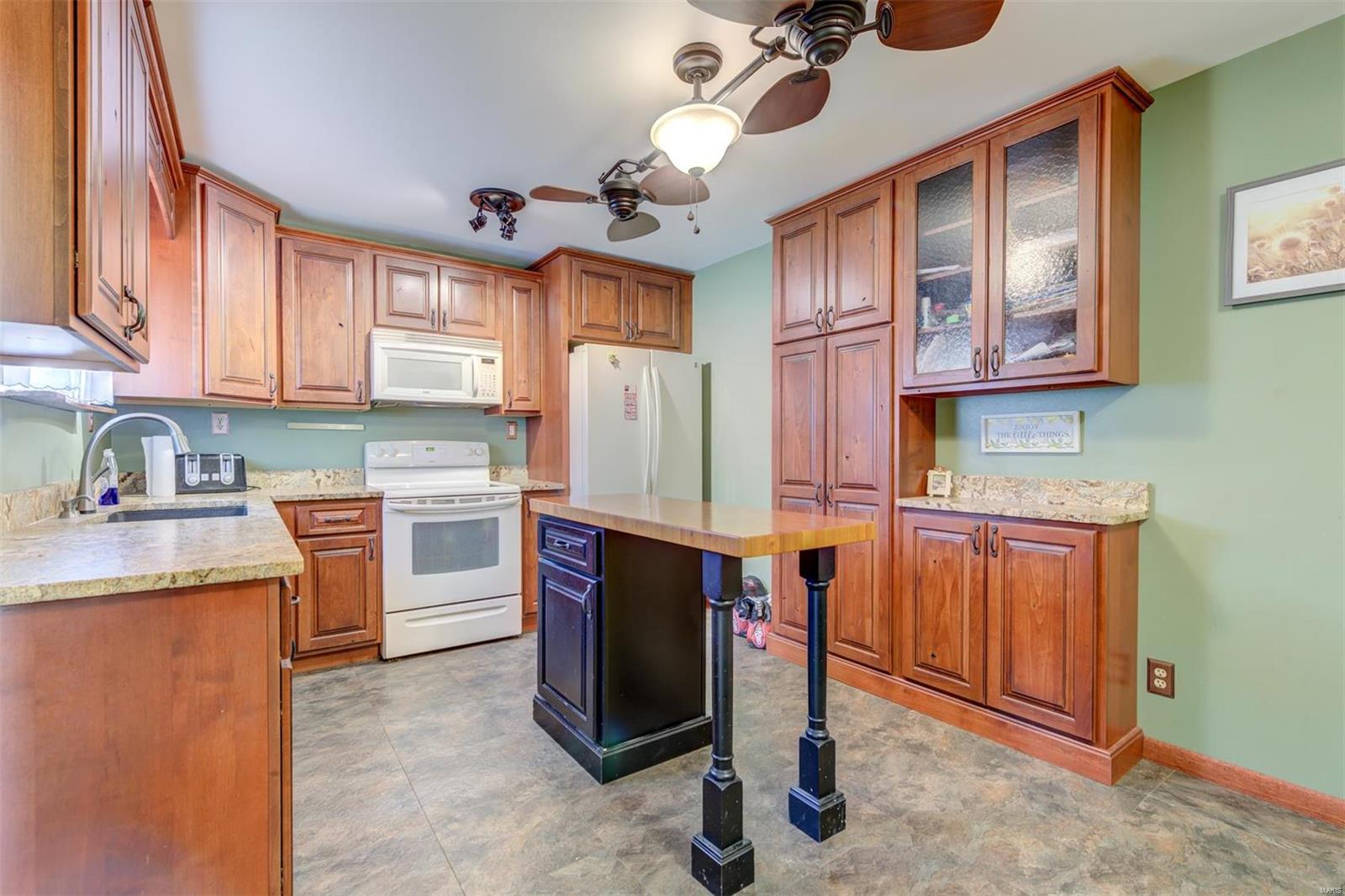 Lakes Deerwood 02 Rev Place - Residential