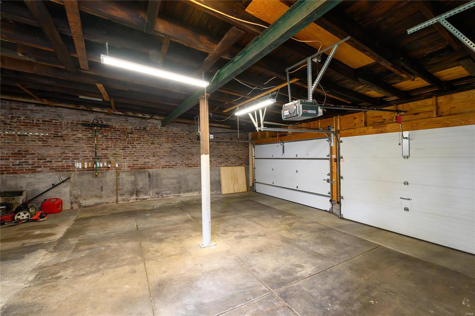 Mott Add - Residential