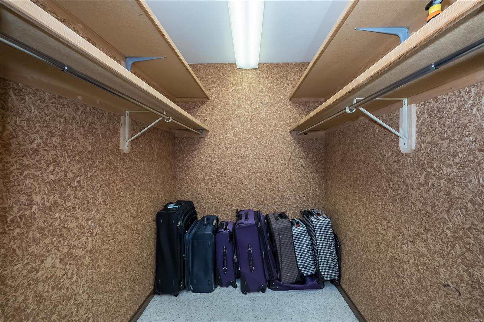 Pinetree - Residential