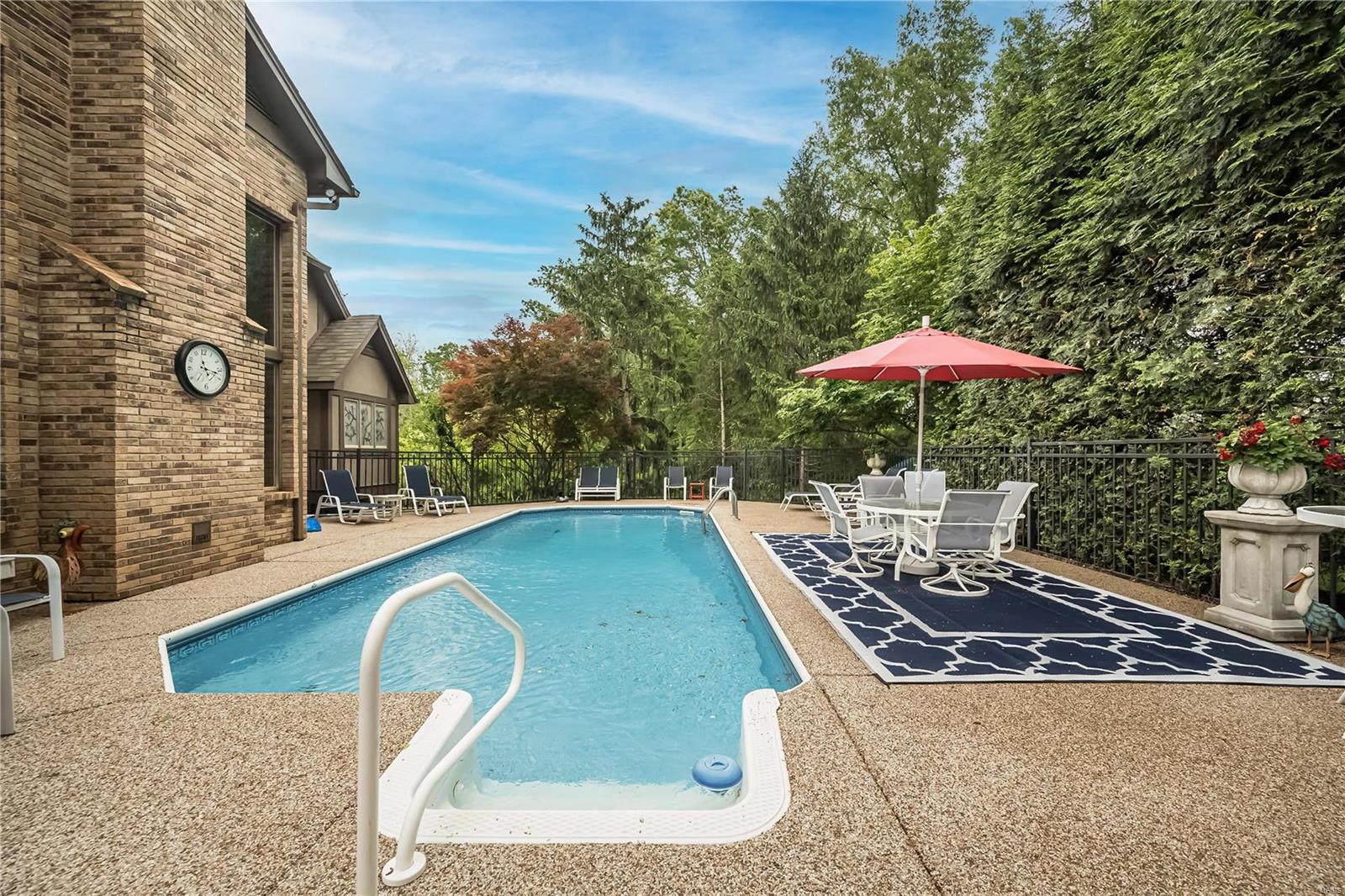 Pinetree - Residential