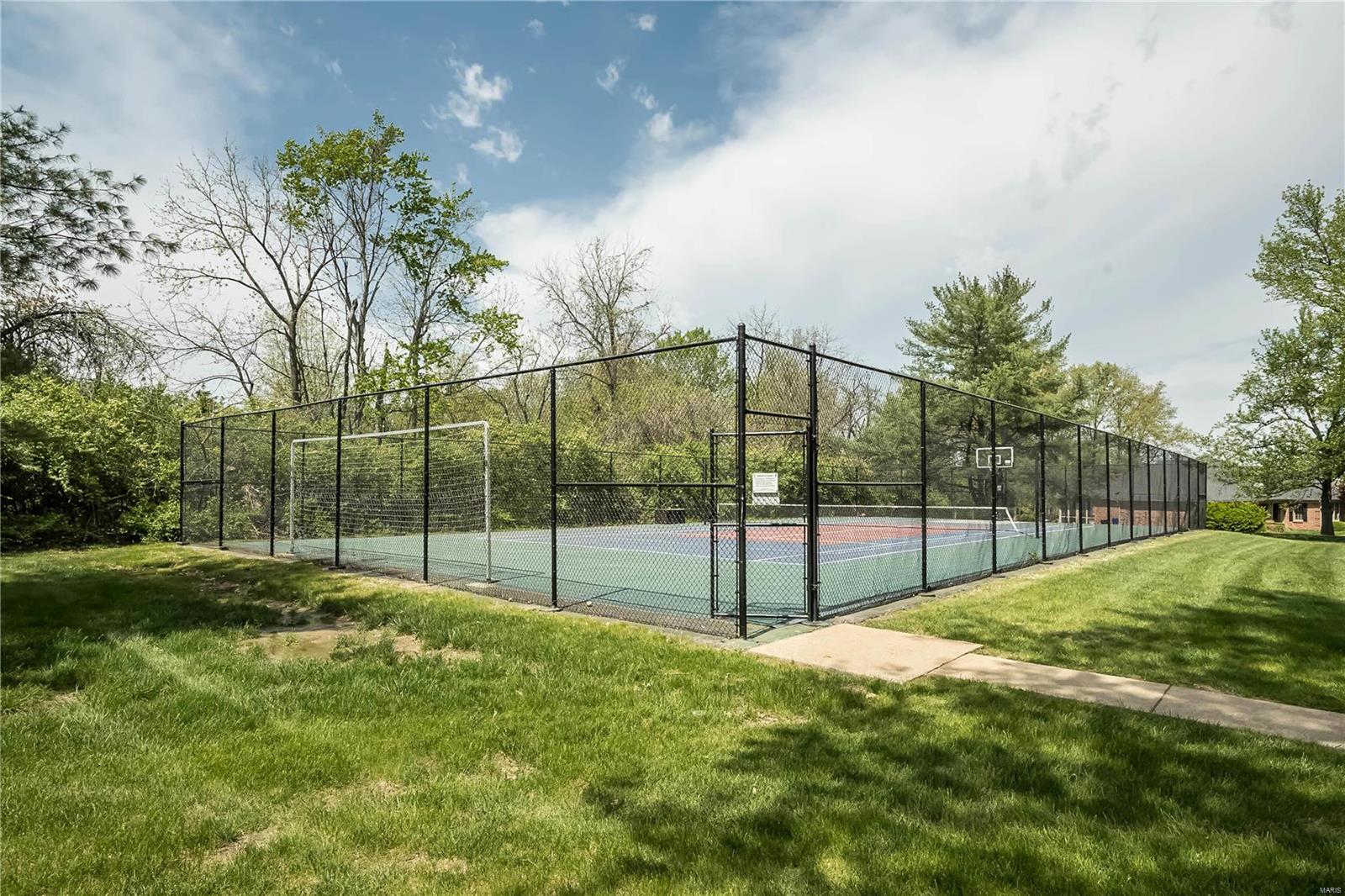 Pinetree - Residential