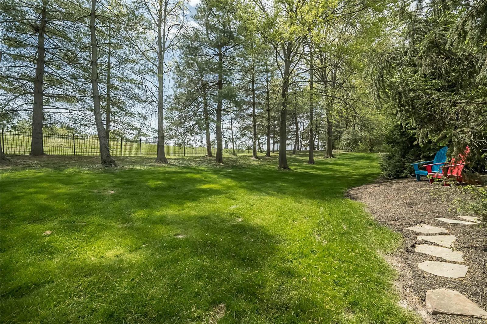 Pinetree - Residential