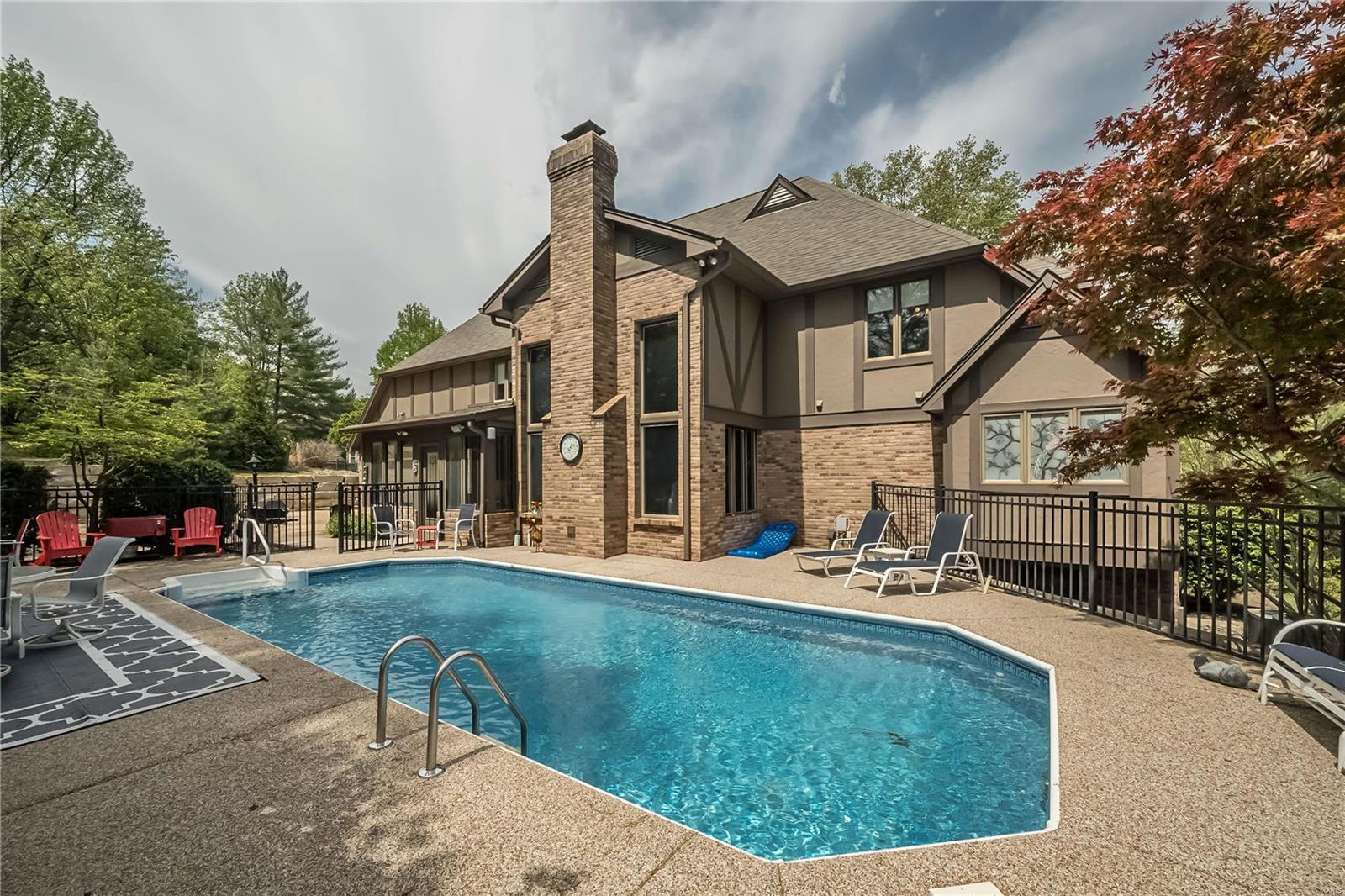 Pinetree - Residential