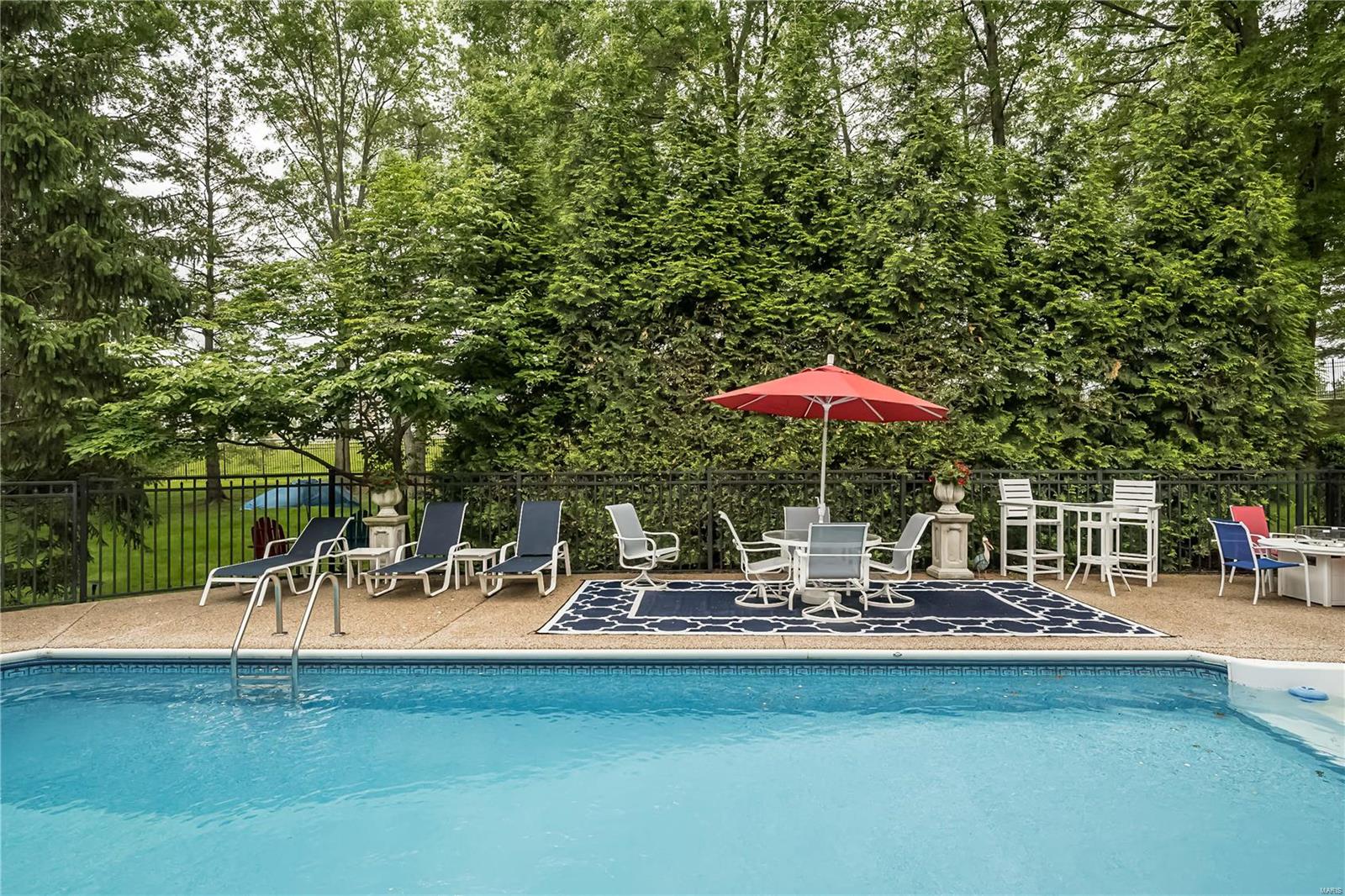 Pinetree - Residential