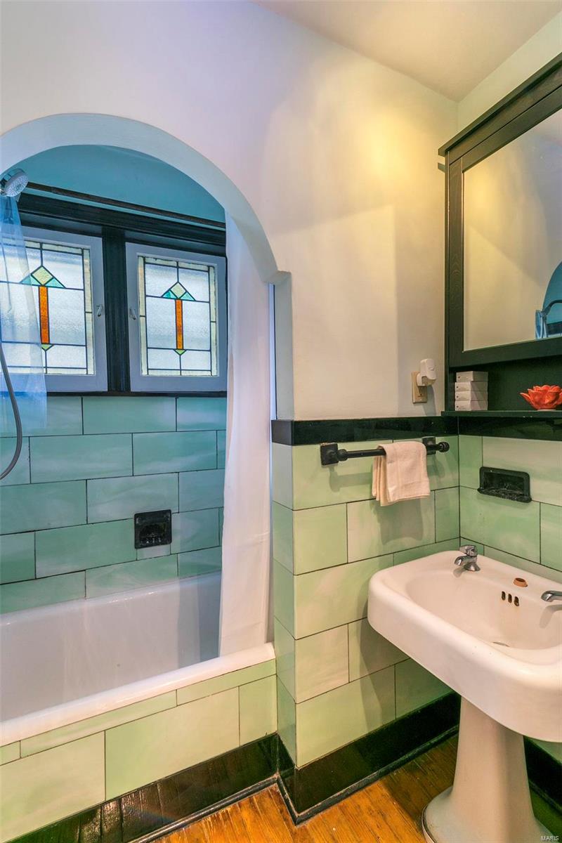 Lb Russells 02 - Residential