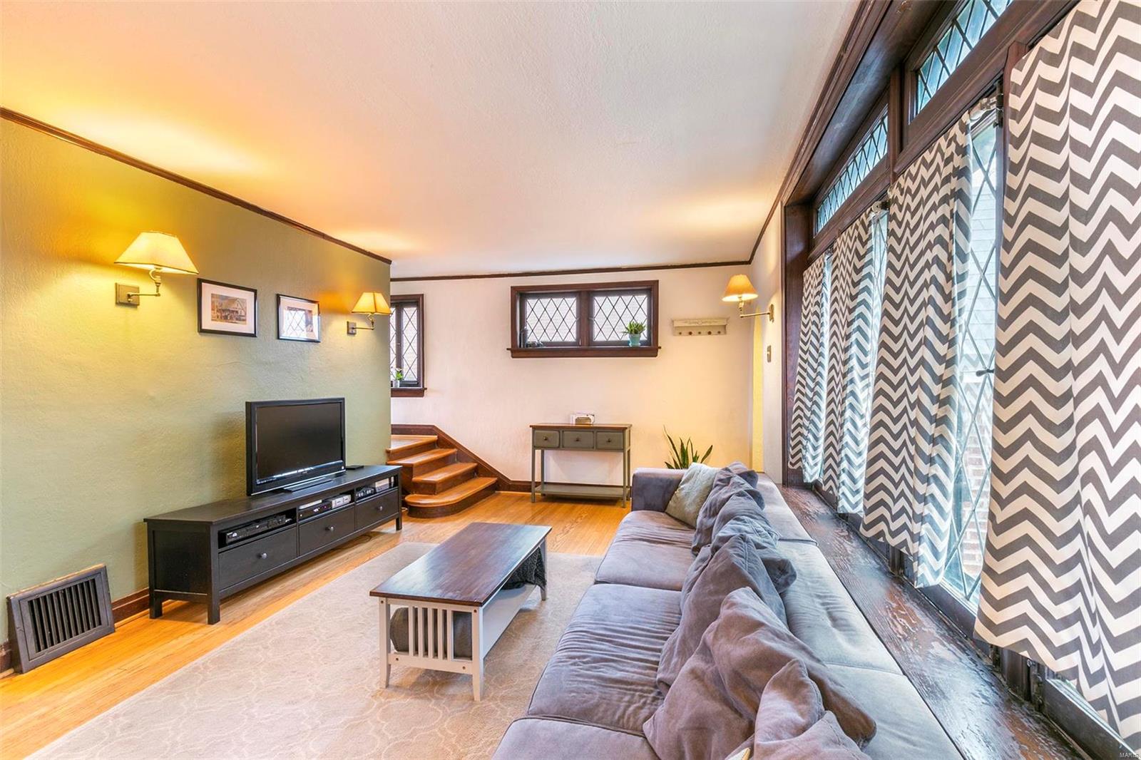 Lb Russells 02 - Residential