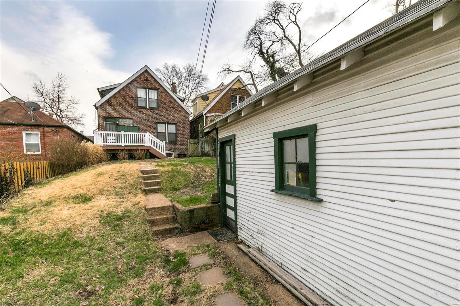 Lb Russells 02 - Residential