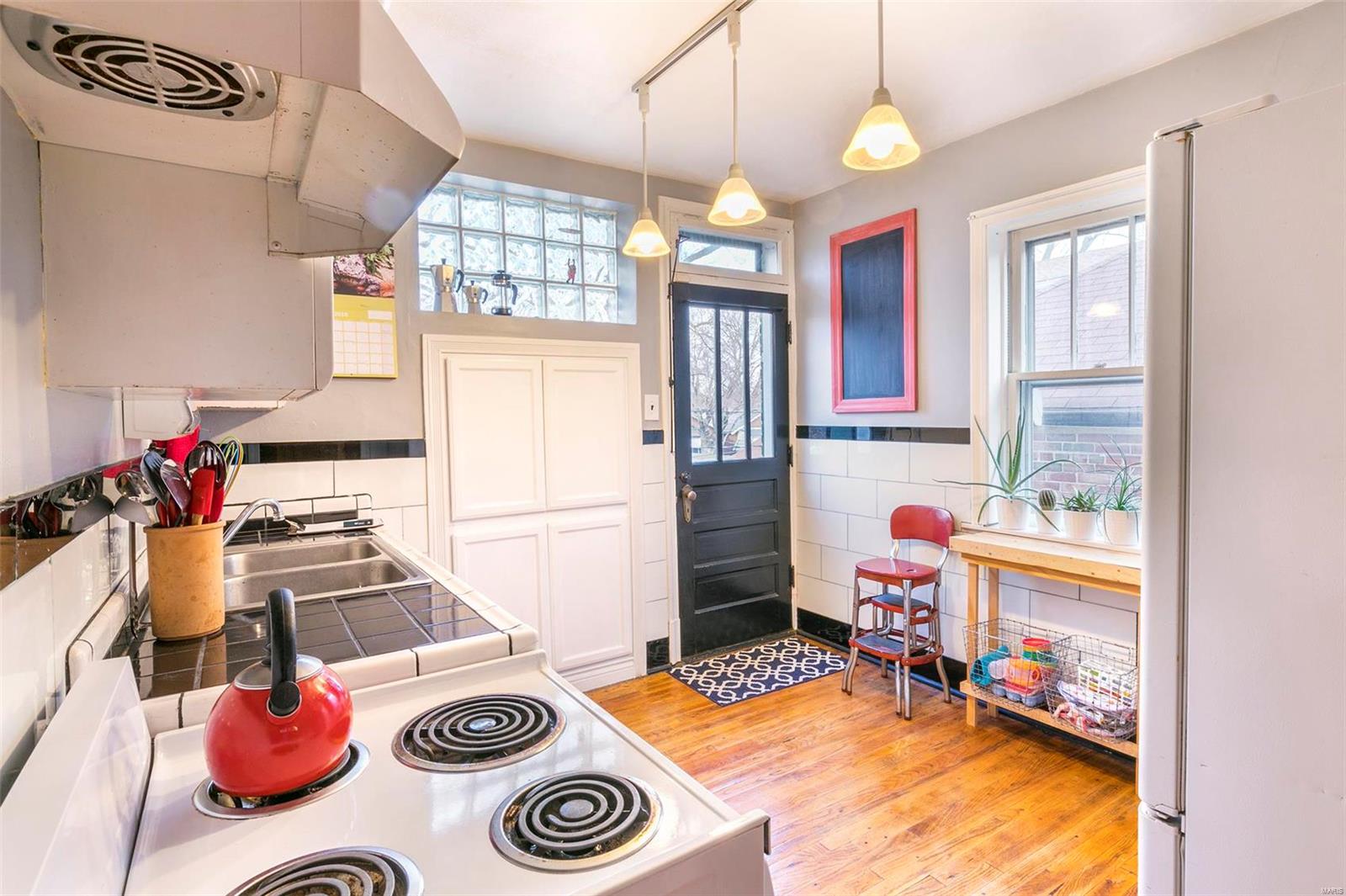 Lb Russells 02 - Residential