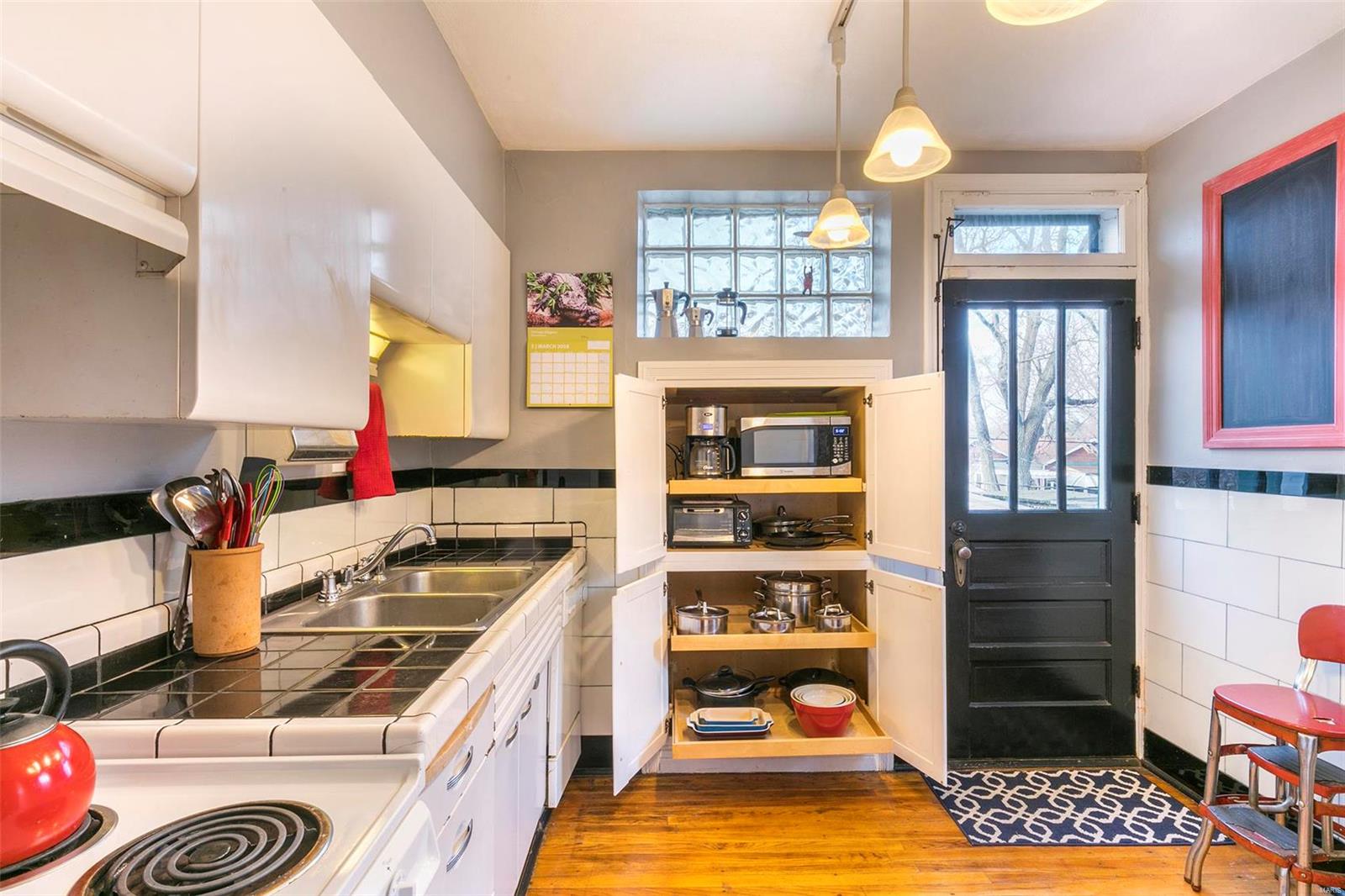 Lb Russells 02 - Residential