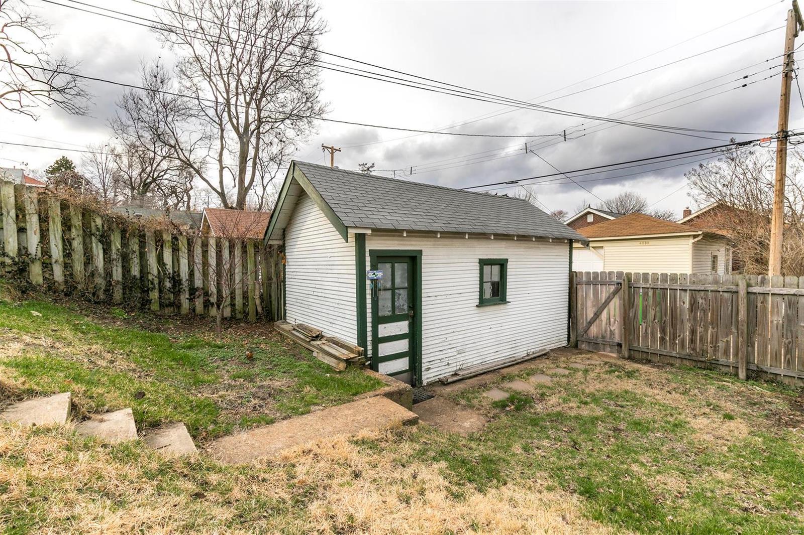 Lb Russells 02 - Residential