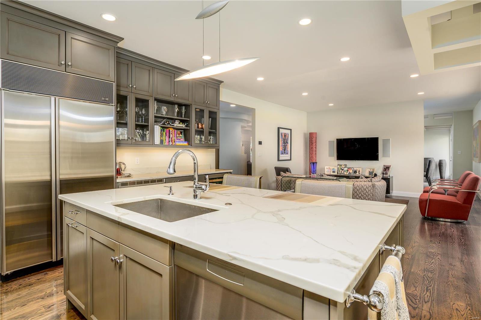 Central On The Park Condo - Residential