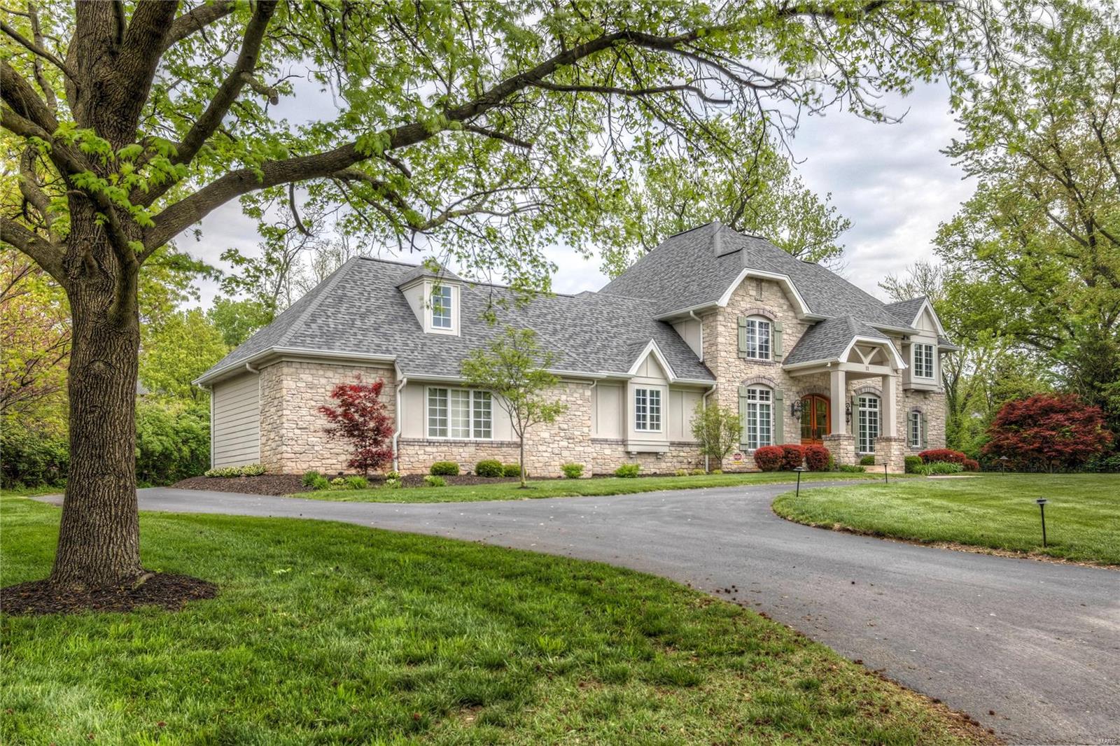 Ladue Meadows - Residential