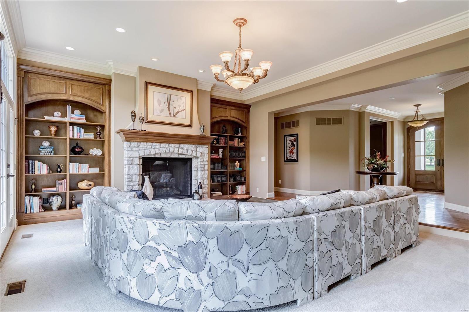 Ladue Meadows - Residential