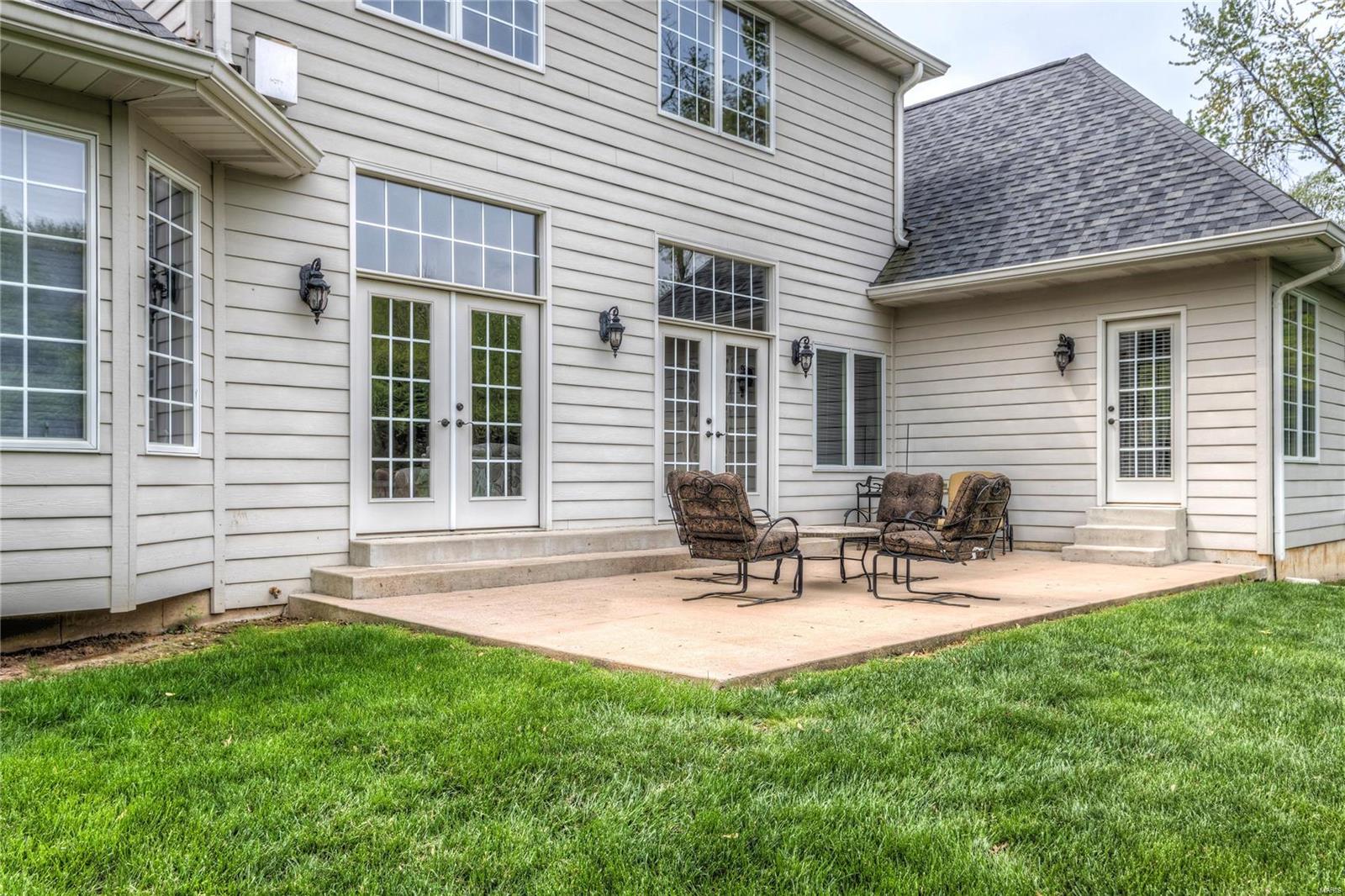 Ladue Meadows - Residential