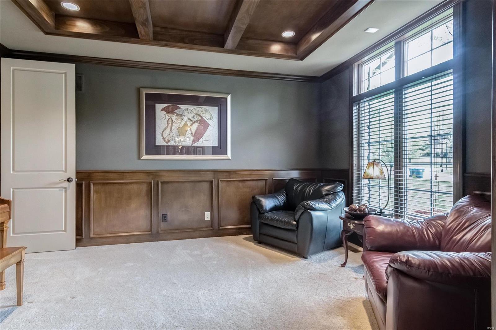 Ladue Meadows - Residential