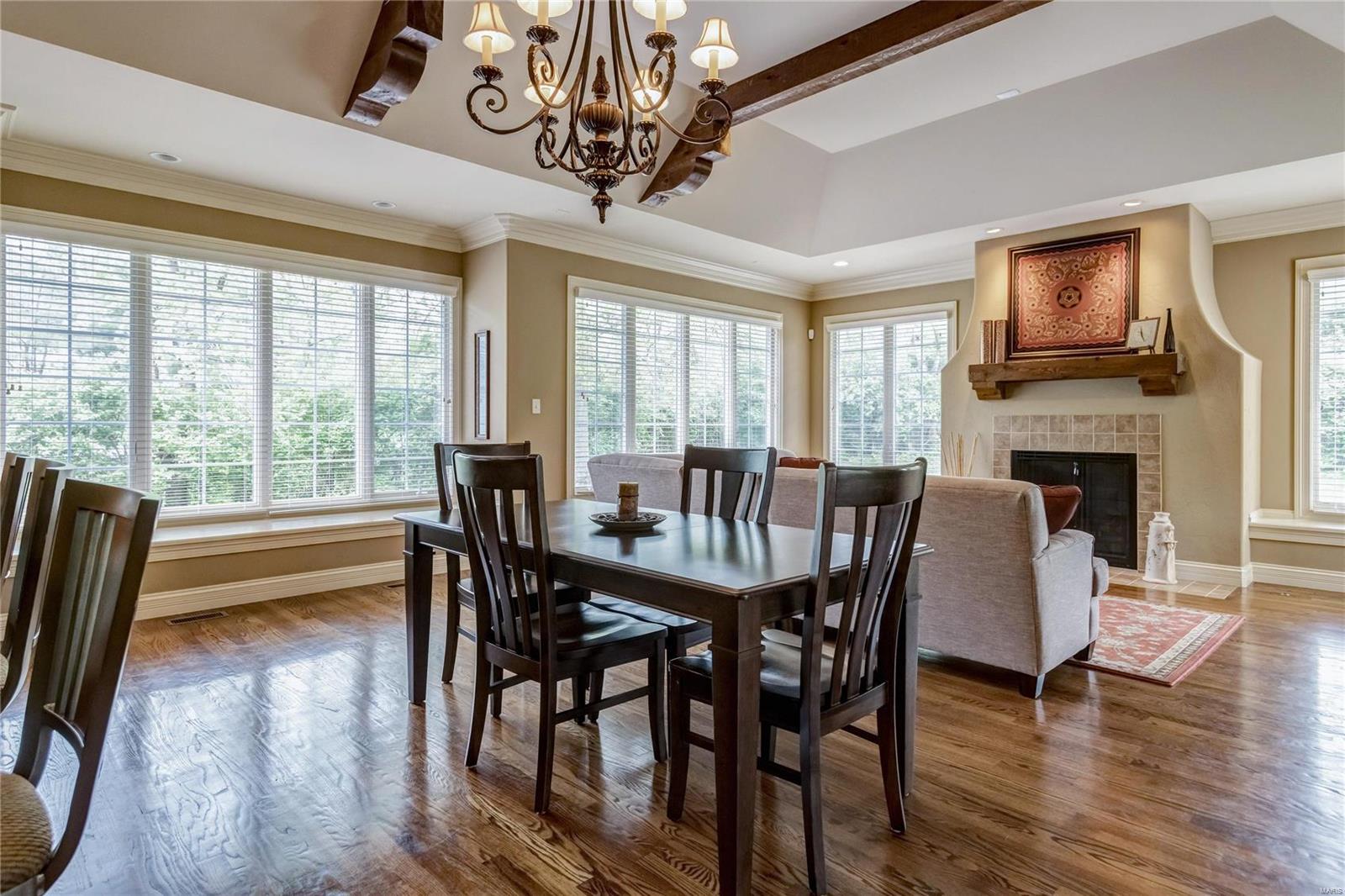 Ladue Meadows - Residential