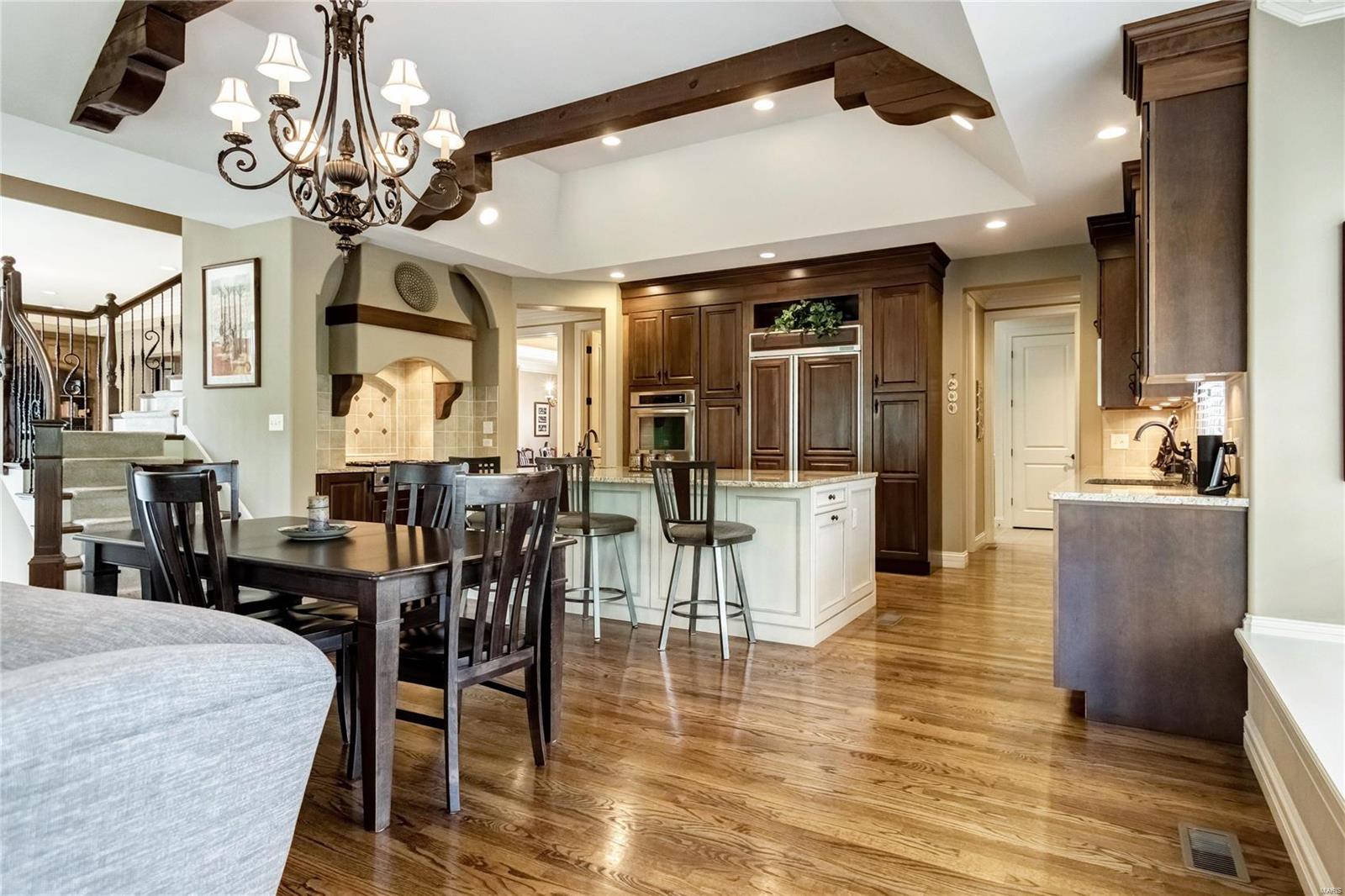 Ladue Meadows - Residential