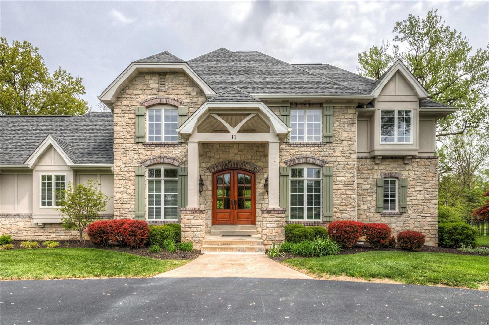 Ladue Meadows - Residential