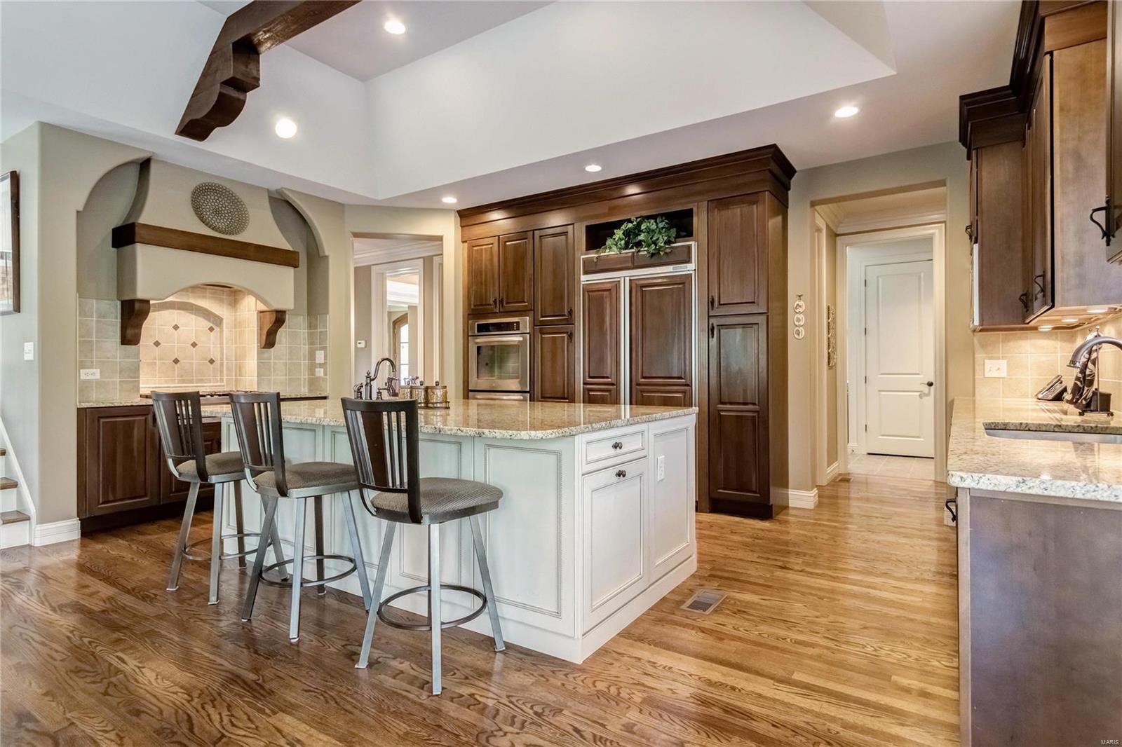 Ladue Meadows - Residential