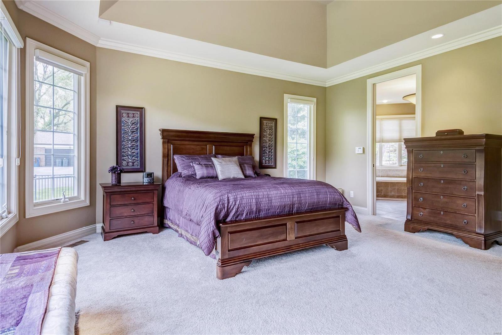 Ladue Meadows - Residential