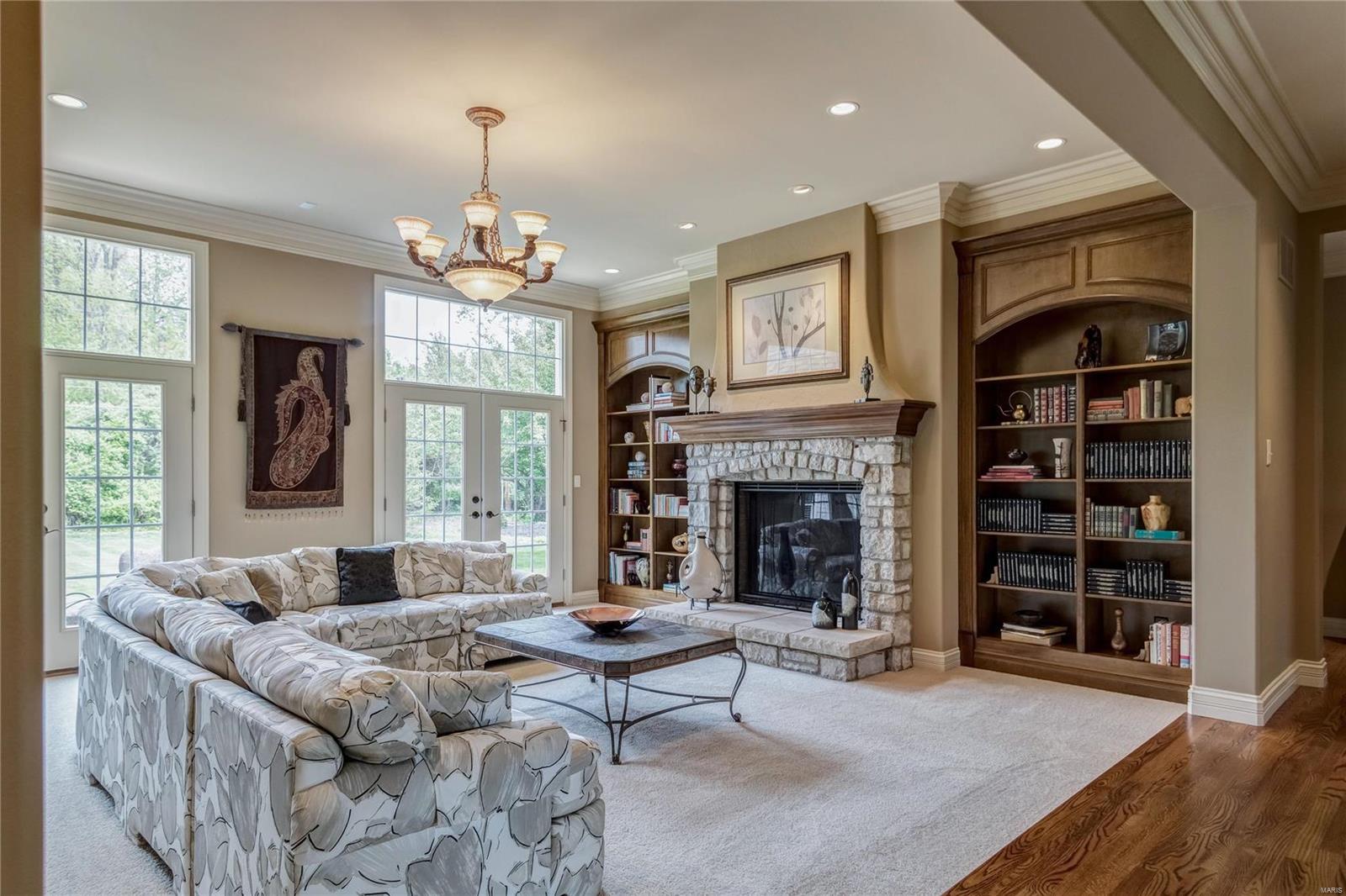 Ladue Meadows - Residential